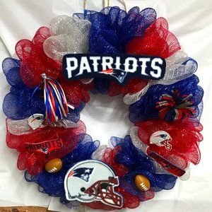 NEW ENGLAND PATRIOTS WREATH